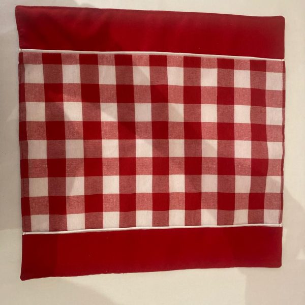 Red & White Checkered Placemats – Set of 4