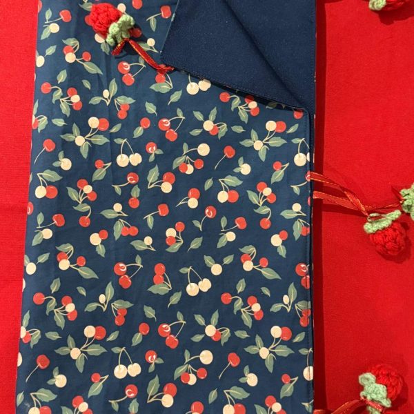 Berry lined table runner